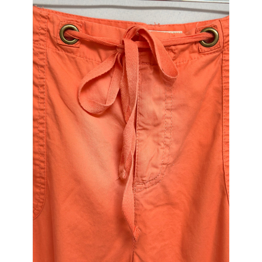 Women’s St. John’s Bay Coral Cargo Capris Size 14W