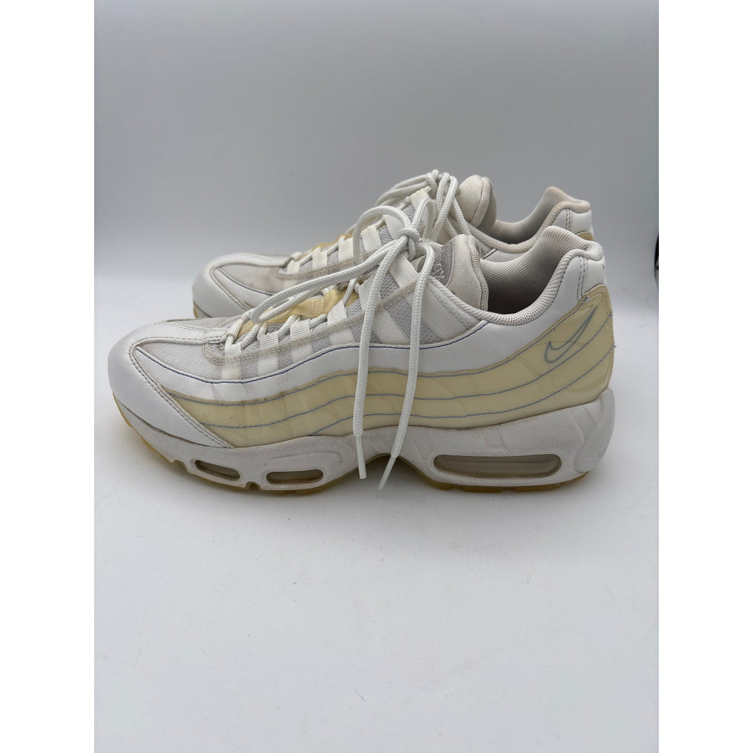 Nike Size 8.5 White Air Max Running Shoes