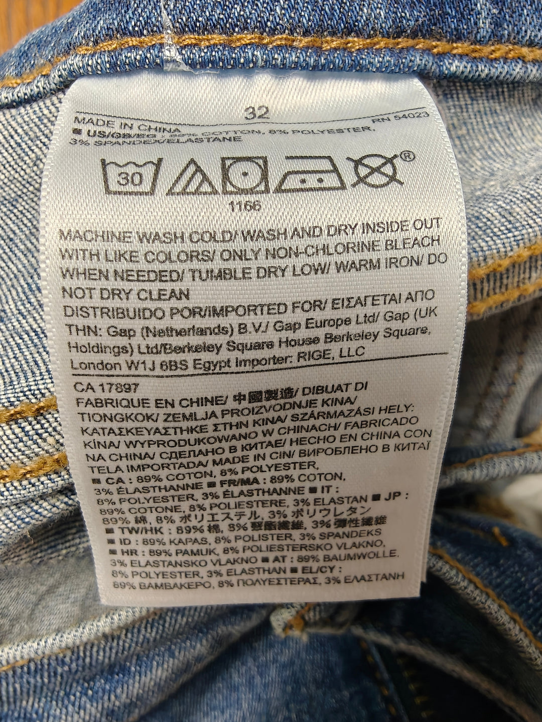 Banana Republic Premium Denim Flare Jeans Women Distressed Blue Size 32