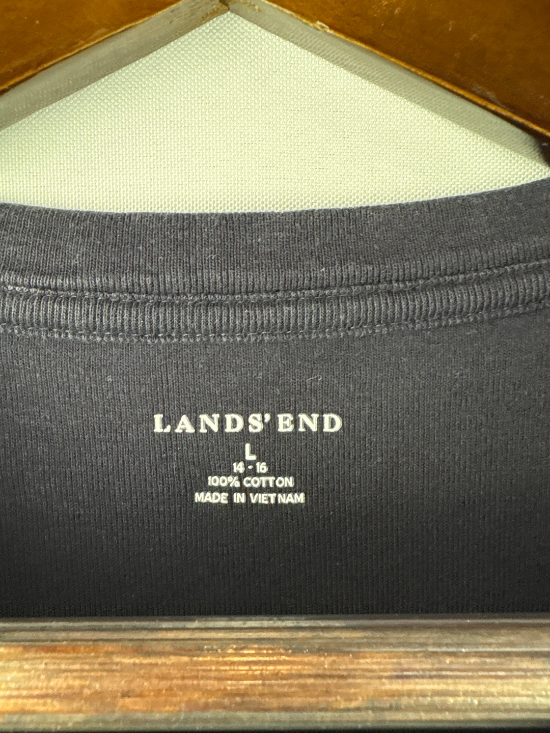 Women’s Lands’ End Large Navy Blue T-Shirt