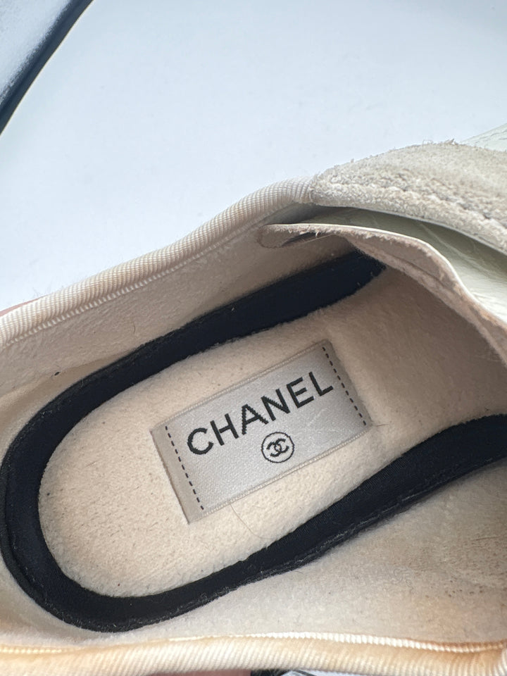 Women Chanel Cream Genuine Leather Suede Sneakers Size 8.5