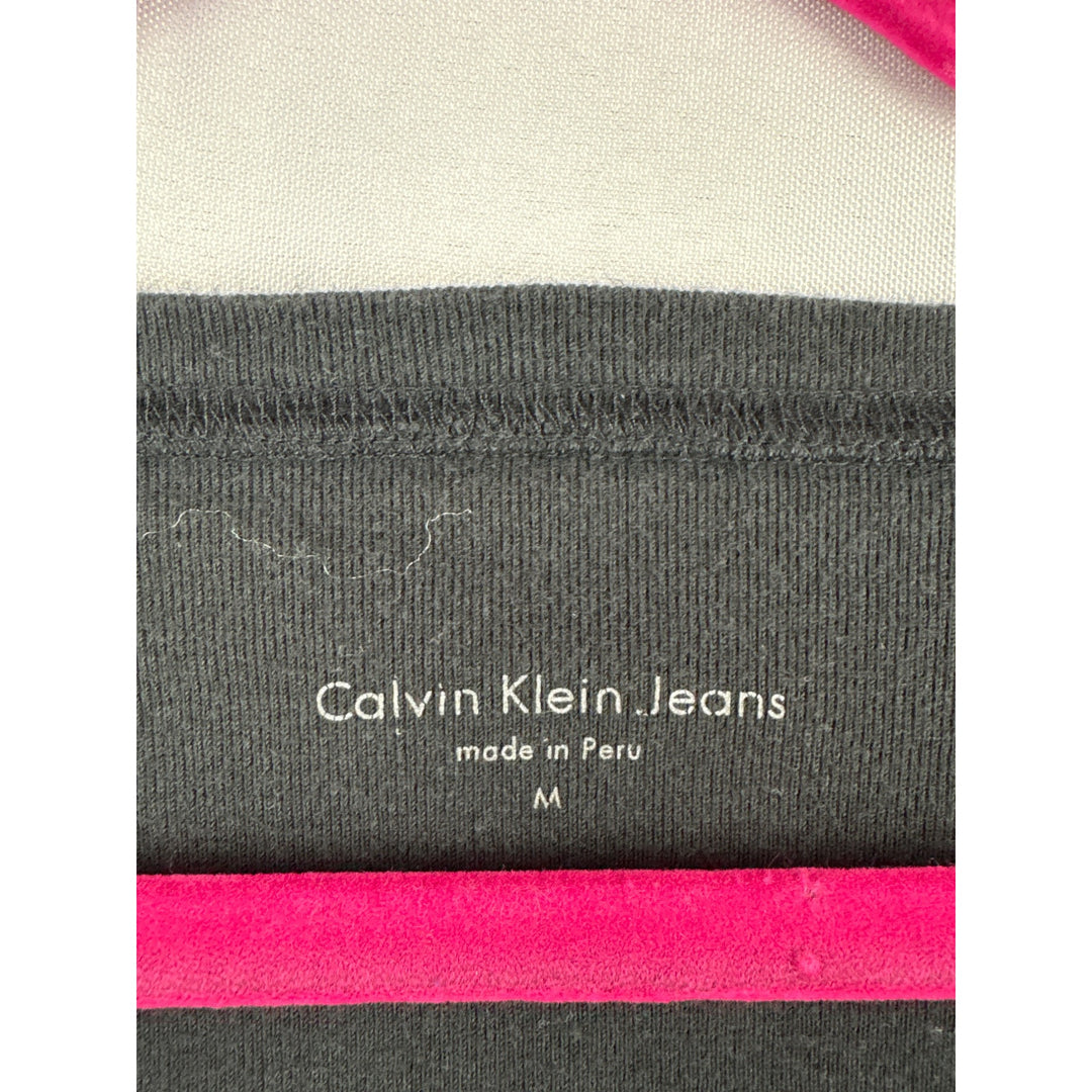 Calvin Klein Jeans Women's Black V-Neck Tee Top With Script Logo Print Size Medium