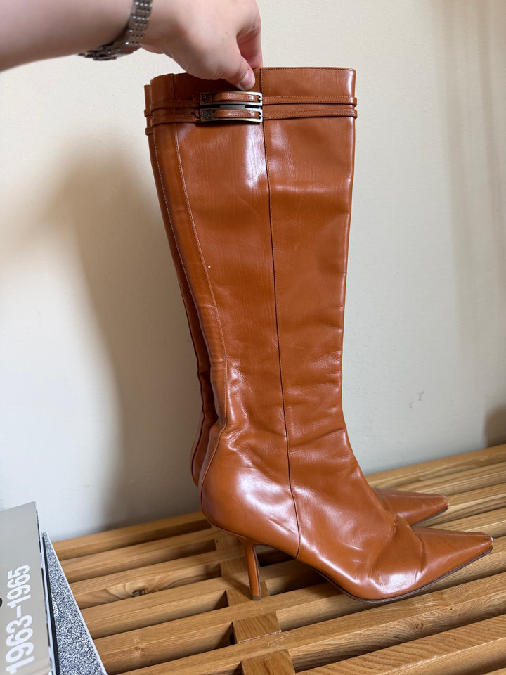 Vintage Dior Galliano Y2K Cognac Leather Pointed Toe Knee High Boots 38.5