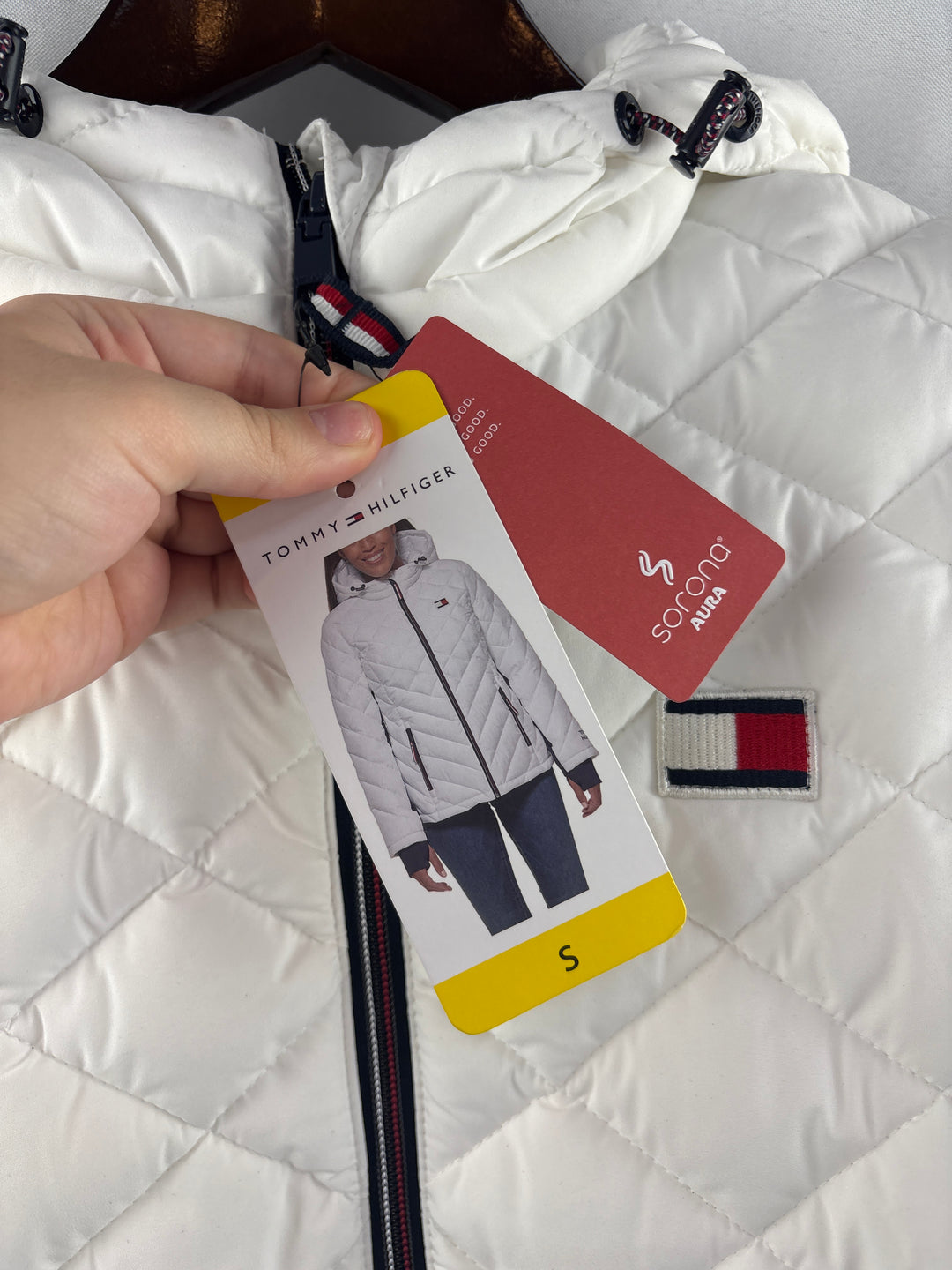 Women’s Tommy Hilfiger Small White Puffer Jacket