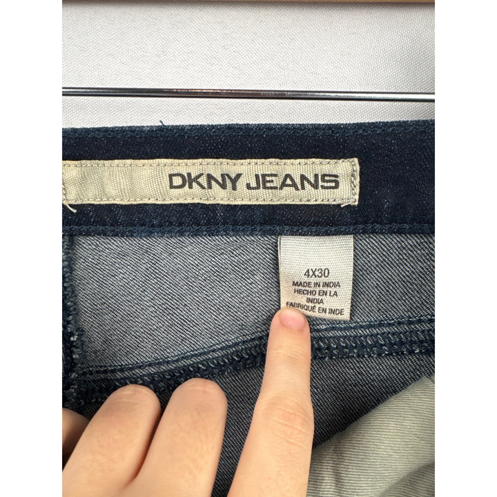 Women’s DKNY Size 4 Dark Wash Blue Skinny Jeans