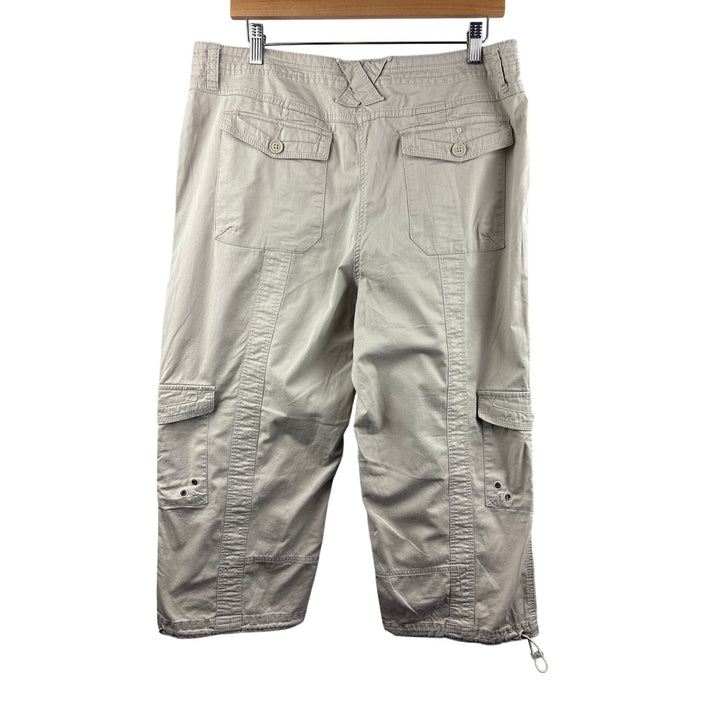 Women’s Style & Co Size 14 Khaki Cargo Capris