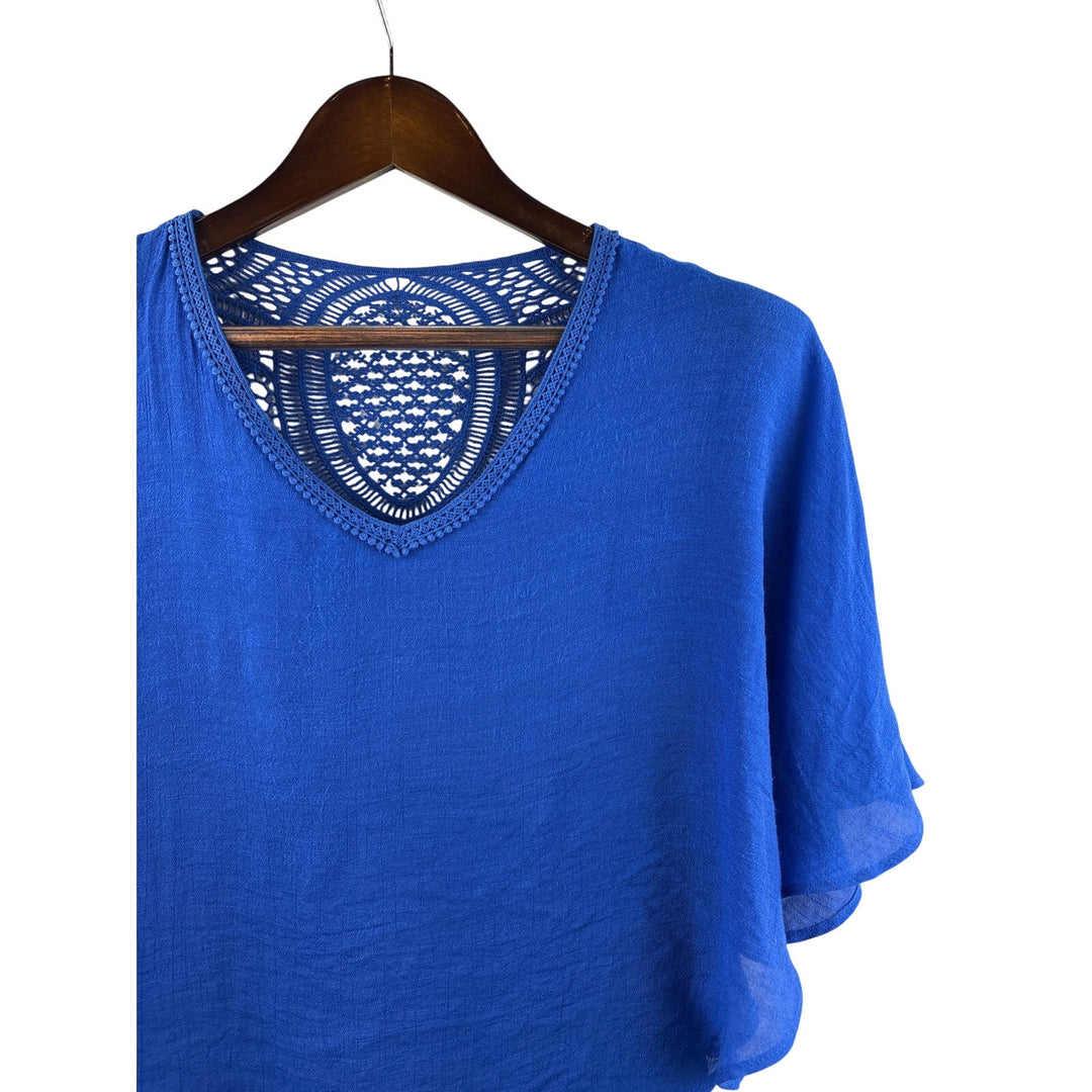 Women’s APT. 9 Medium Teal Blouse w/ Embroidery