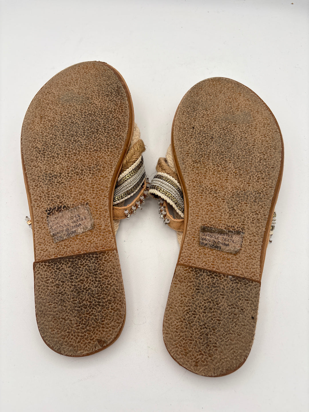 Women’s Olivia Miller Size 6 Tan Strappy Thong Sandals