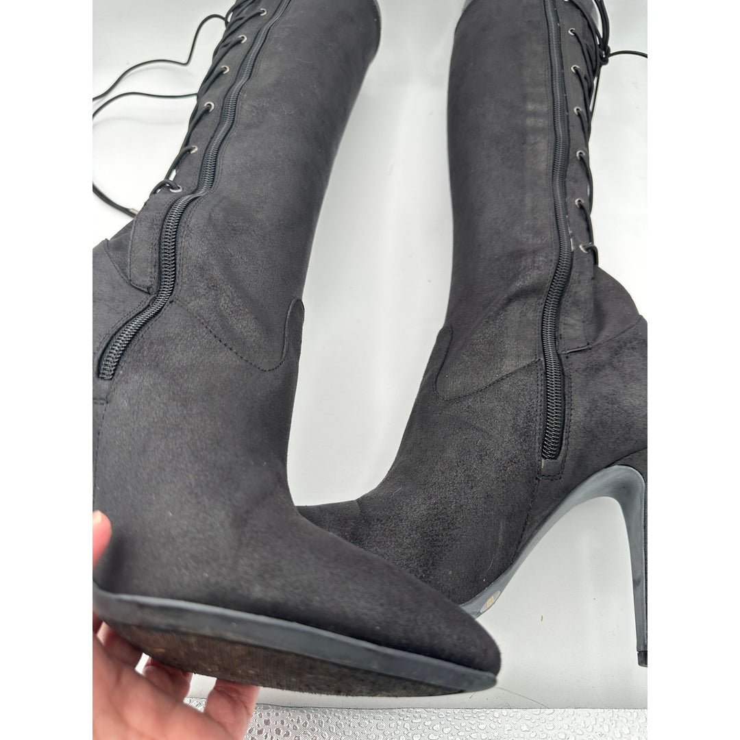 Women’s BCBG ERINN black sueded knee high lace up heeled boots size 8