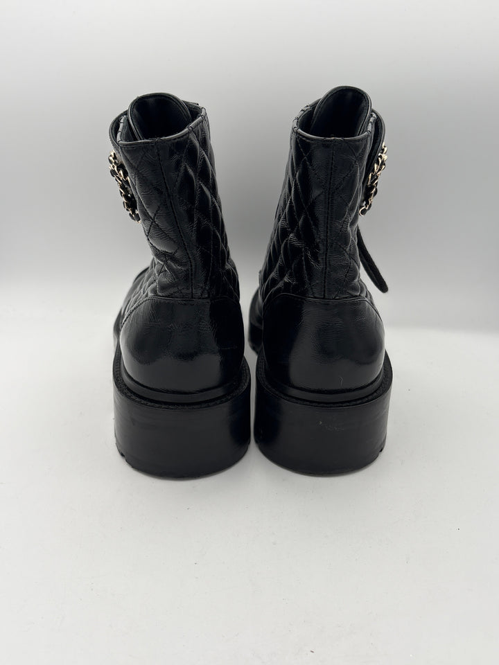 Chanel Womens 2020 Black Quilted Patent Leather Combat Boots Size 10