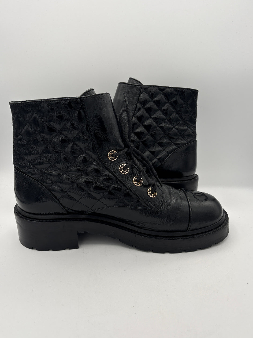 Chanel Womens 2020 Black Quilted Patent Leather Combat Boots Size 10