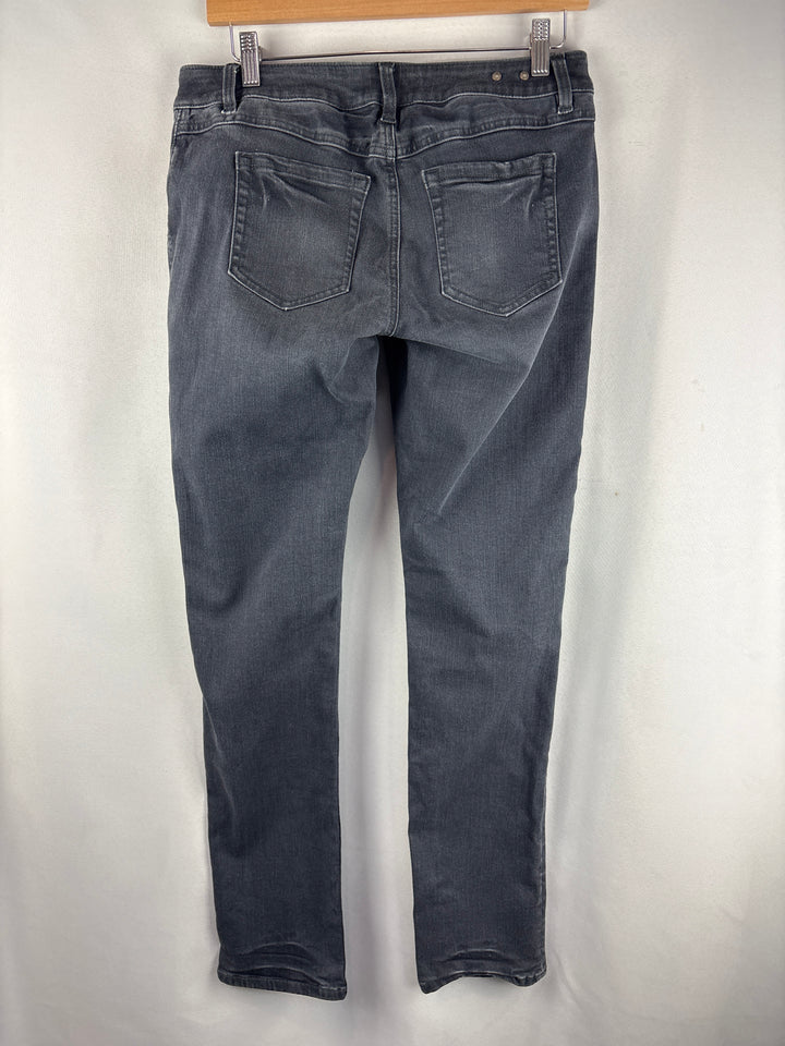 Women’s Cabi Size 4 Muted Gray Skinny Jeans