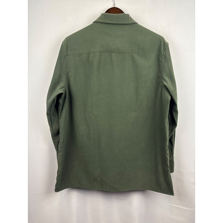 Men’s Basic Editions Large Forest Green Button Up Shirt with Breast Pockets