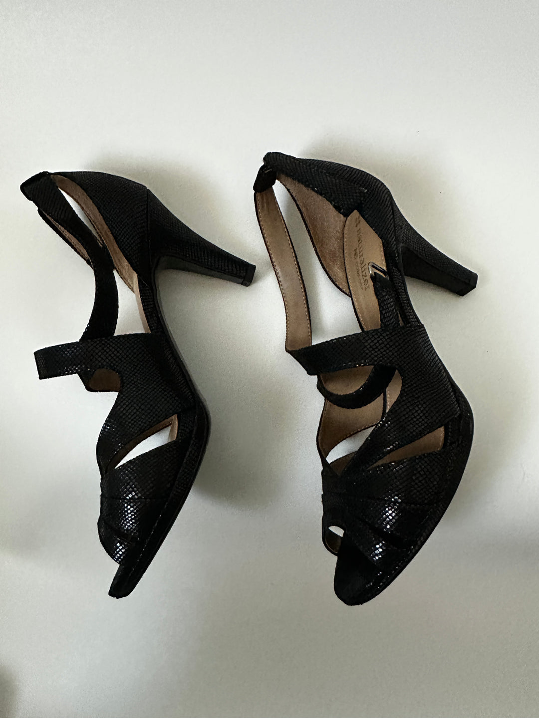 Naturalizer N5 Comfort Black Textured Strappy Heels