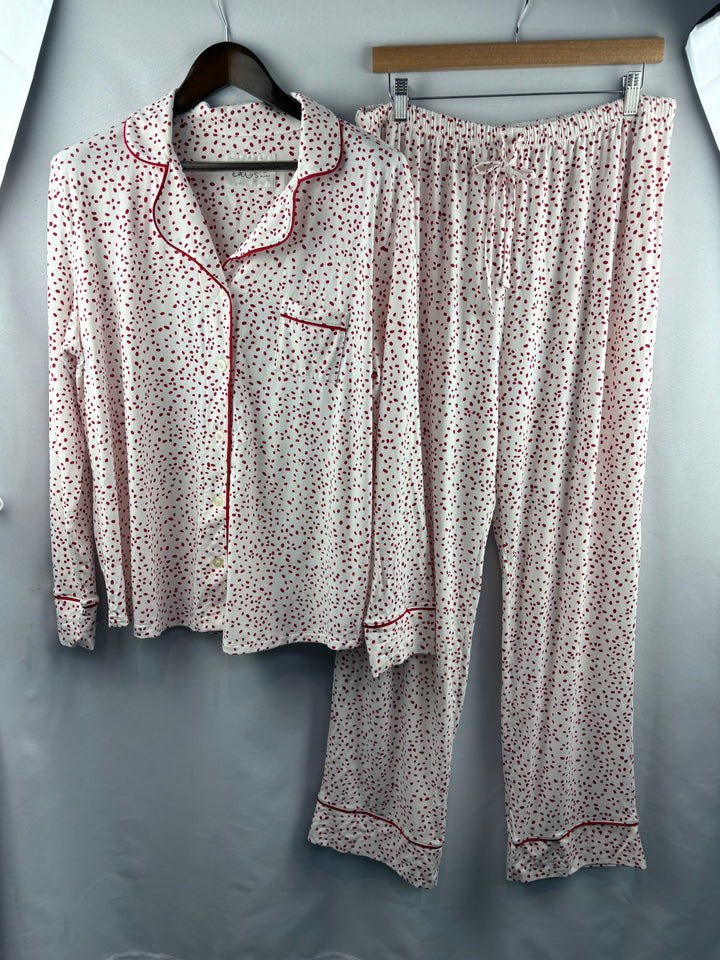 Women’s The Cat’s Pajamas Size 1X White w/ Red Dots PJ Set