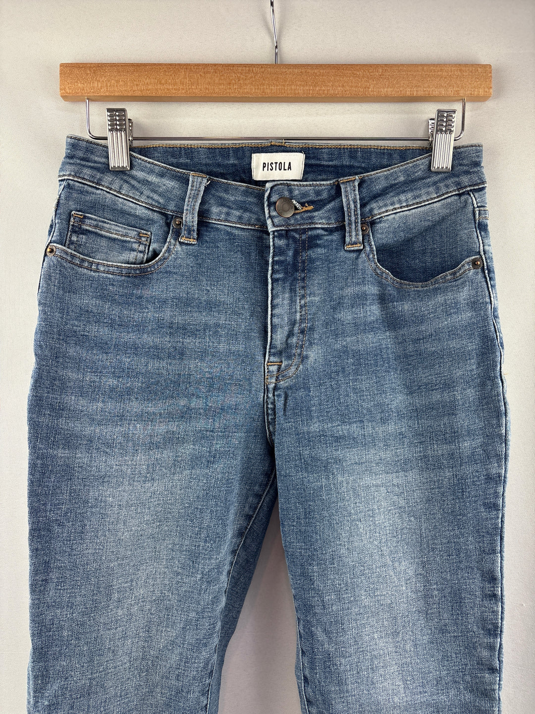Women’s Pistola Size 28 Medium Wash Blue Skinny Jeans