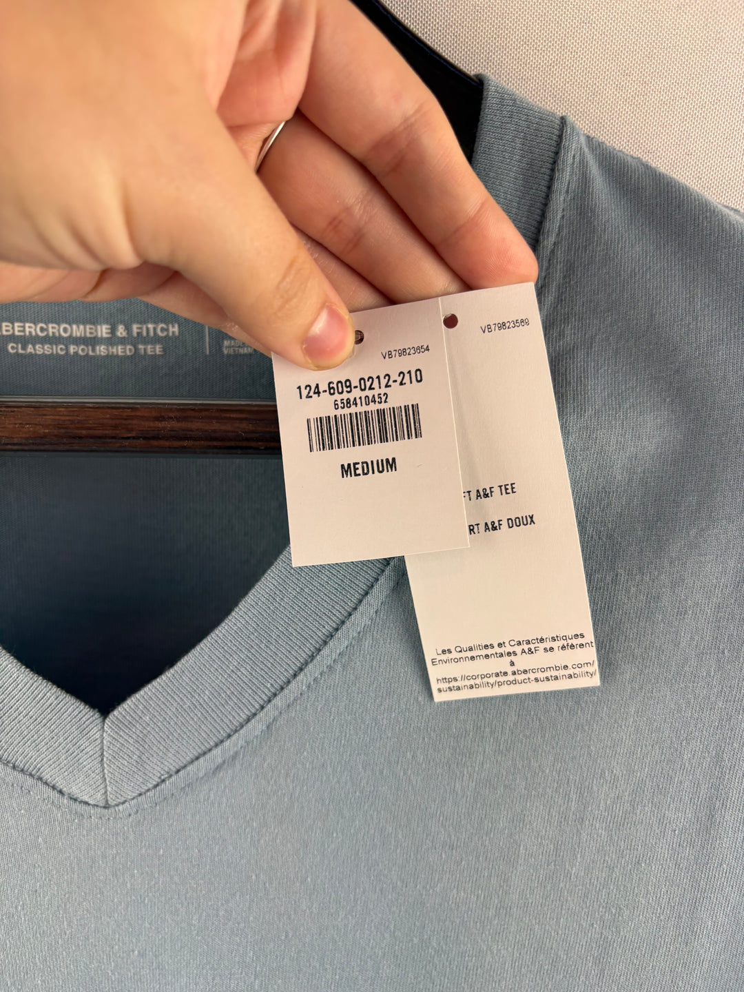 Men’s Abercrombie & Fitch Medium Light Blue T-Shirt