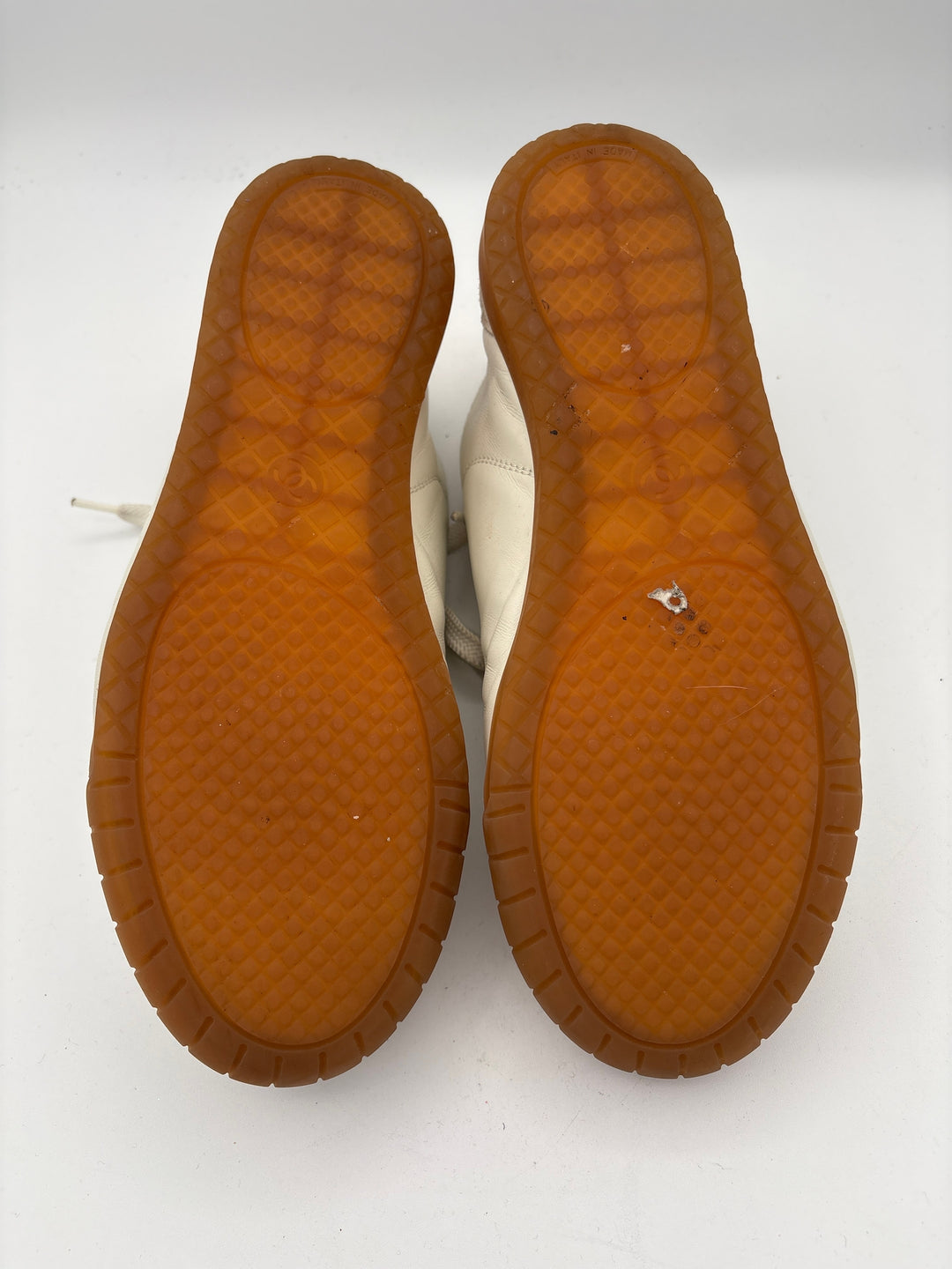 Women Chanel Cream Genuine Leather Suede Sneakers Size 8.5