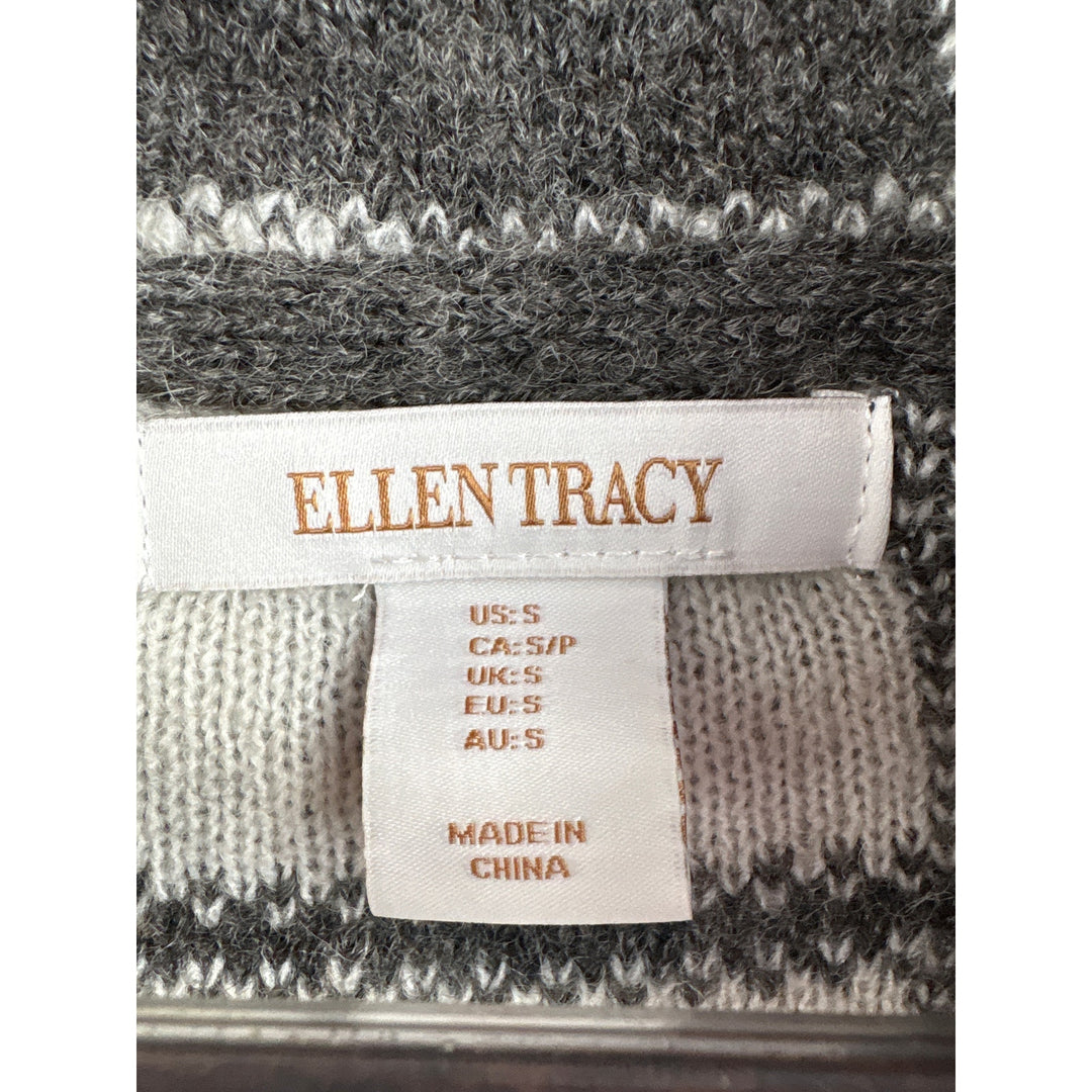Women’s Ellen Tracy Small Grey w/ White Plaid Knit Single Button Sweater