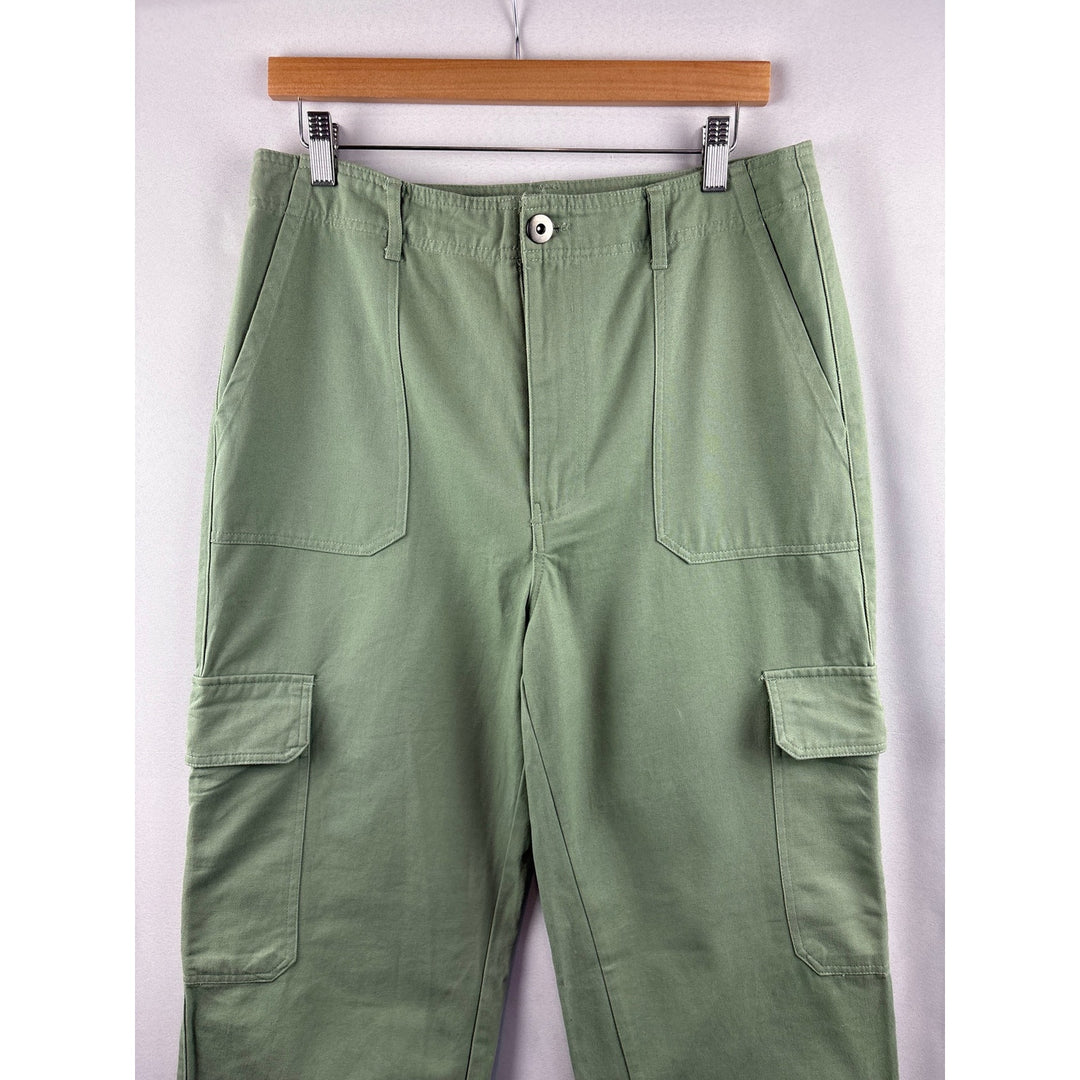 Women’s Mi Ami Francesca’s Large Leaf Green Cargo Pants w/ Floral Embroidery