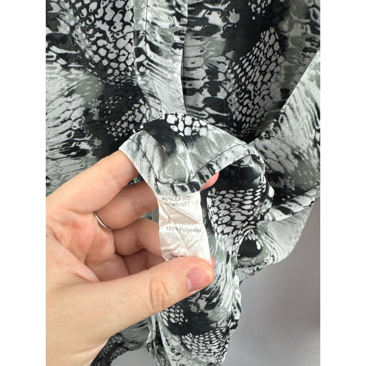 Women’s Cabi XL White, Gray, & Black Snake Skin Patterned Long Sleeve Blouse