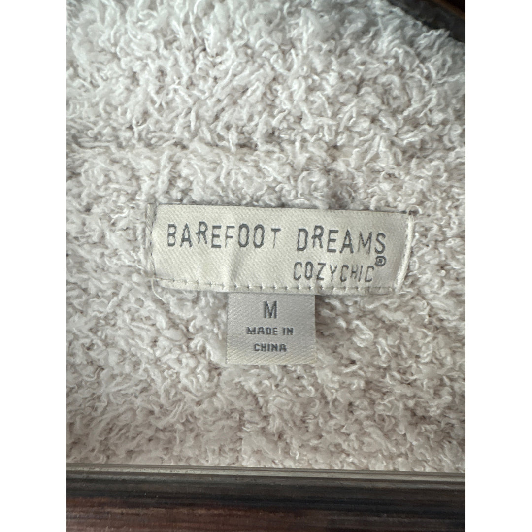 Women’s Barefoot Dreams Medium Cream Turtleneck Pull Over Plush Sweater