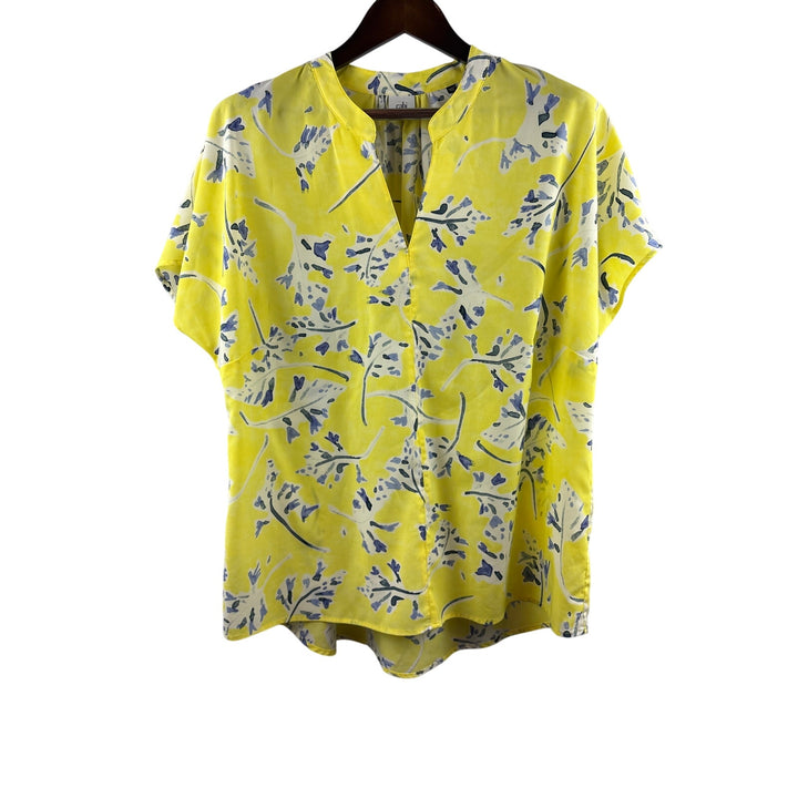 Women’s Cabi XL Yellow Short Sleeve Blouse w/ White Florals