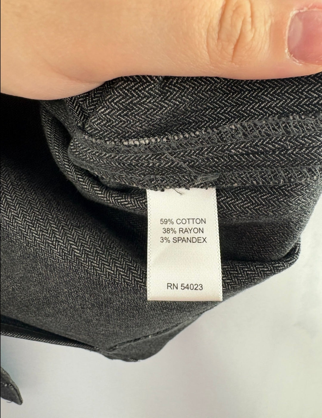 Women’s Banana Republic Size 8 Charcoal Gray Pencil Skirt