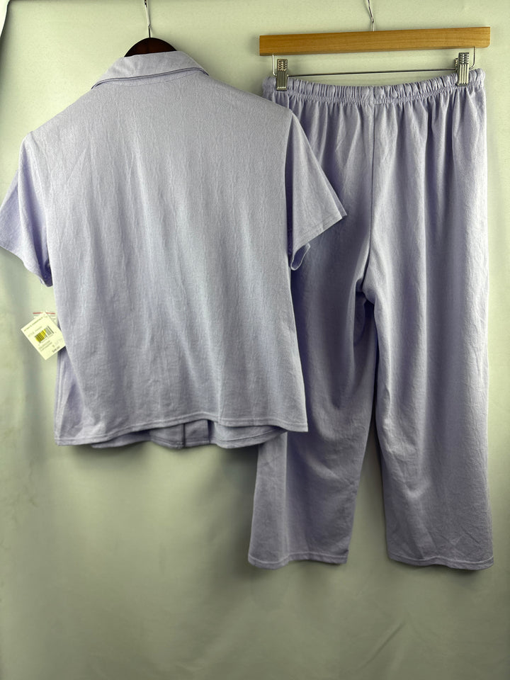 Women’s Intimate Essentials Small Lavender PJ Set