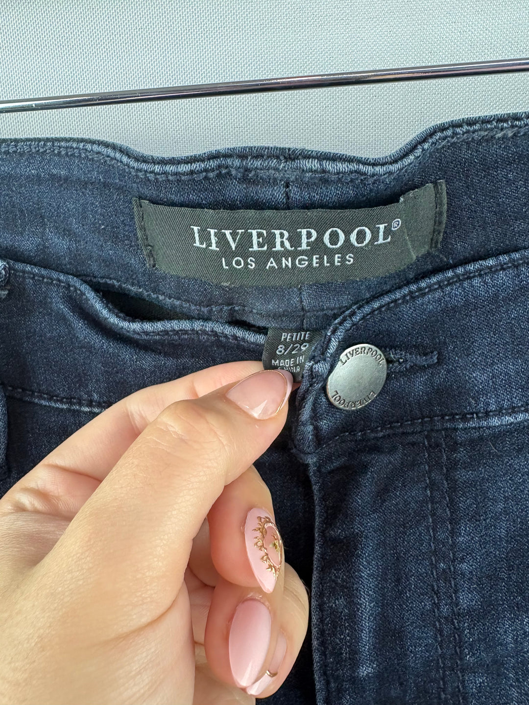 Women’s Liverpool Size 8/29 Dark Blue Skinny Jeans