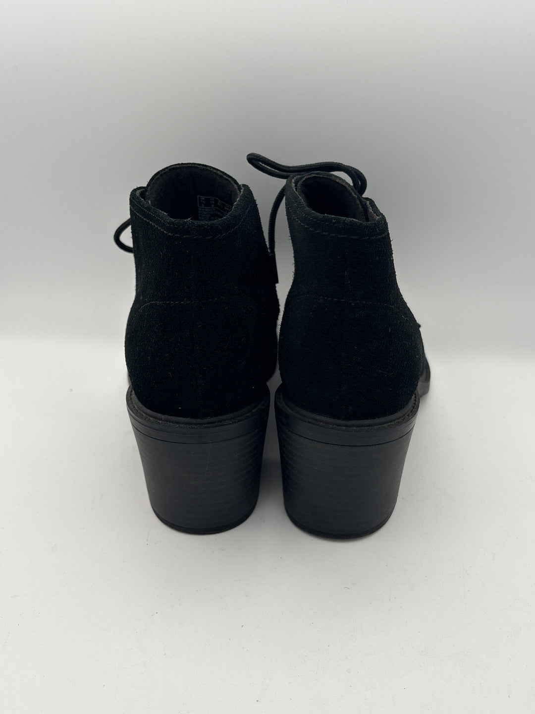 Women’s Clark’s Size 10 Black Suede Ankle Boots