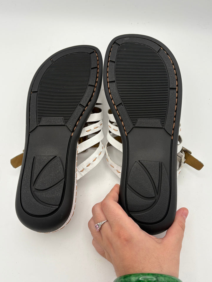 Women’s Studio Works Size 7.5 White Leather Sandals