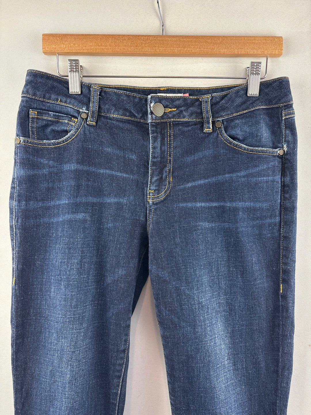 Women’s Cabi Size 10 Dark Blue Skinny Jeans