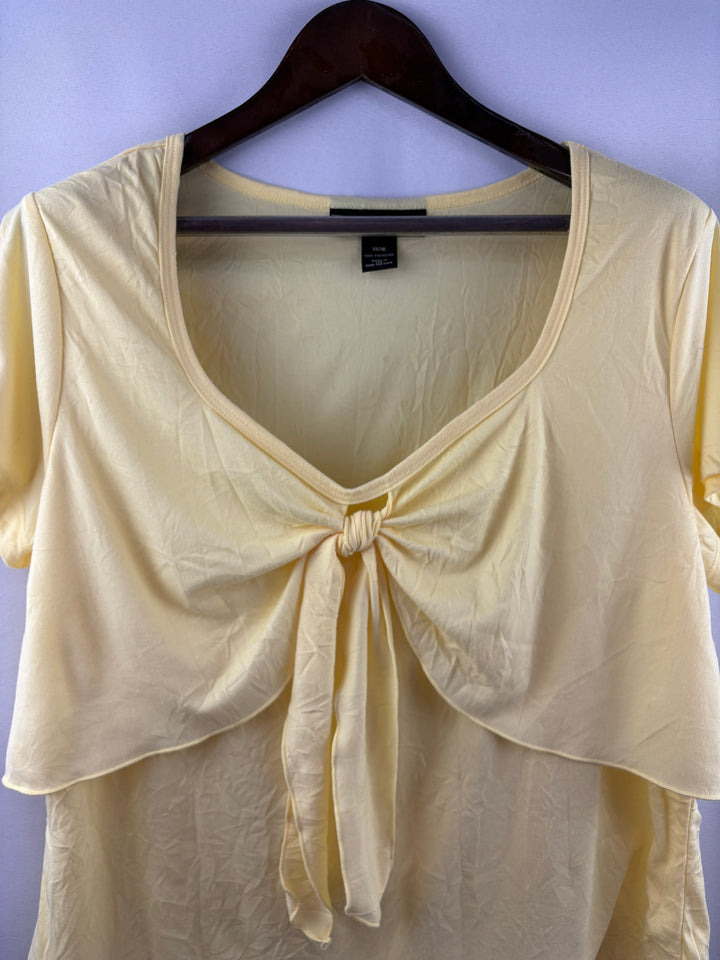 Women’s Venezia Size 14/16 Butter Yellow Short Sleeve Blouse