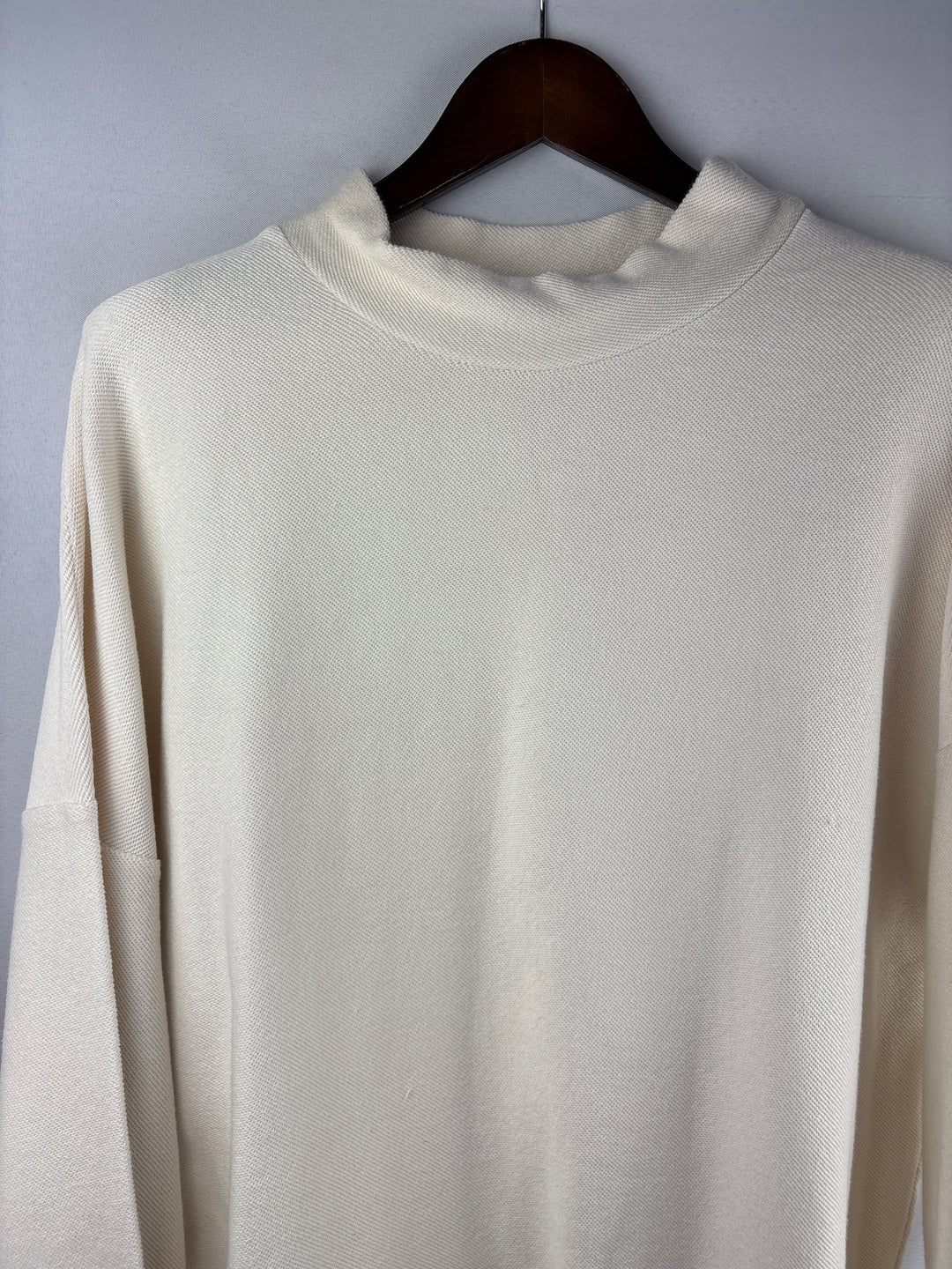 Women’s Maison Blanche Size 2 Cream Long Sleeve Thermal