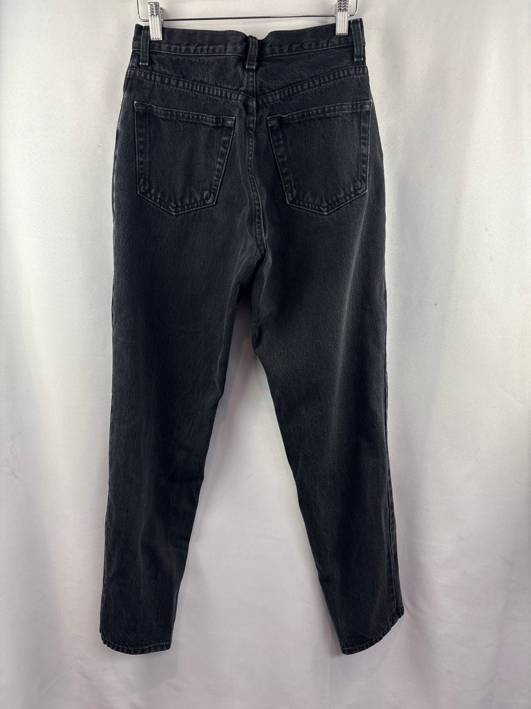 Women’s GAP Size 8 Black Straight Leg Jeans
