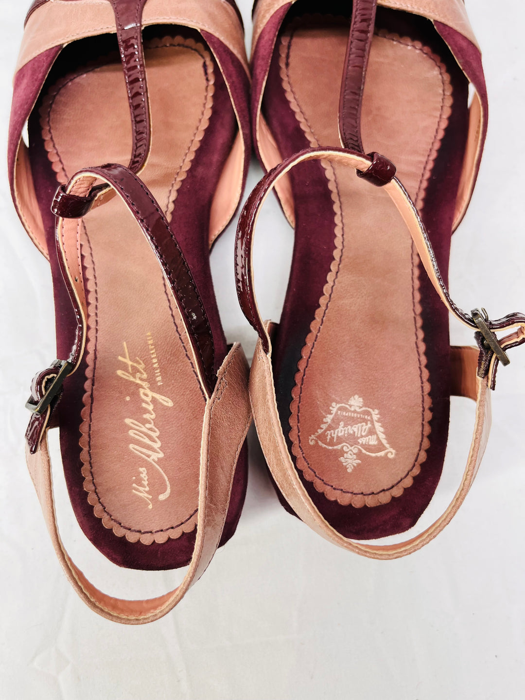 Miss Albright Lavender Leather Sandals Women's Strappy Buckle Casual Shoes Size 8.5