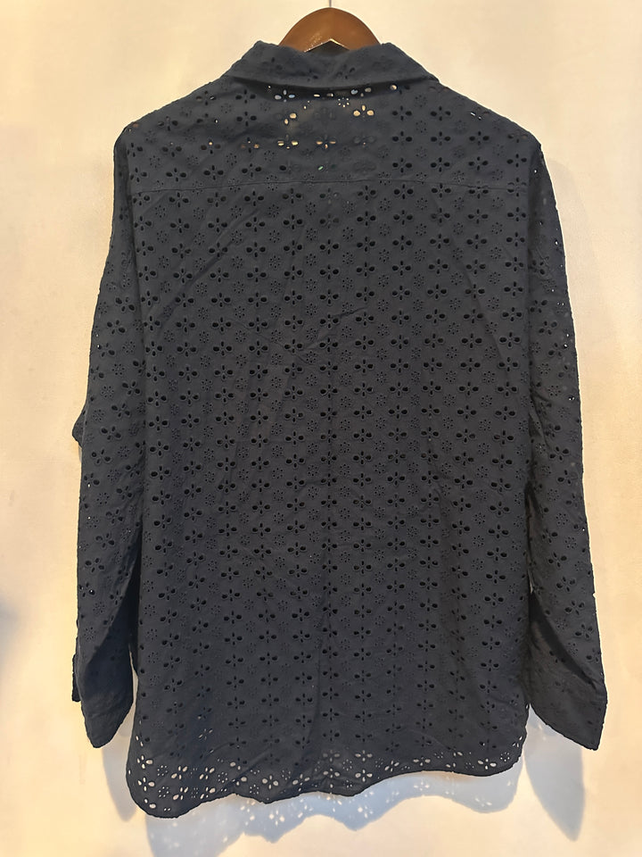 Women’s Maurices Navy Blue Eyelet Button Down Size XXL