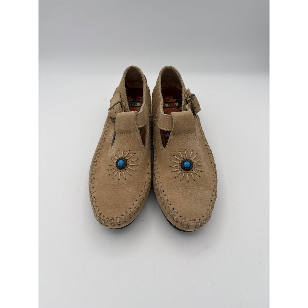 Vintage Hush Puppies Womens Leather Embroidered Moccasin Flats Size 5M Beige