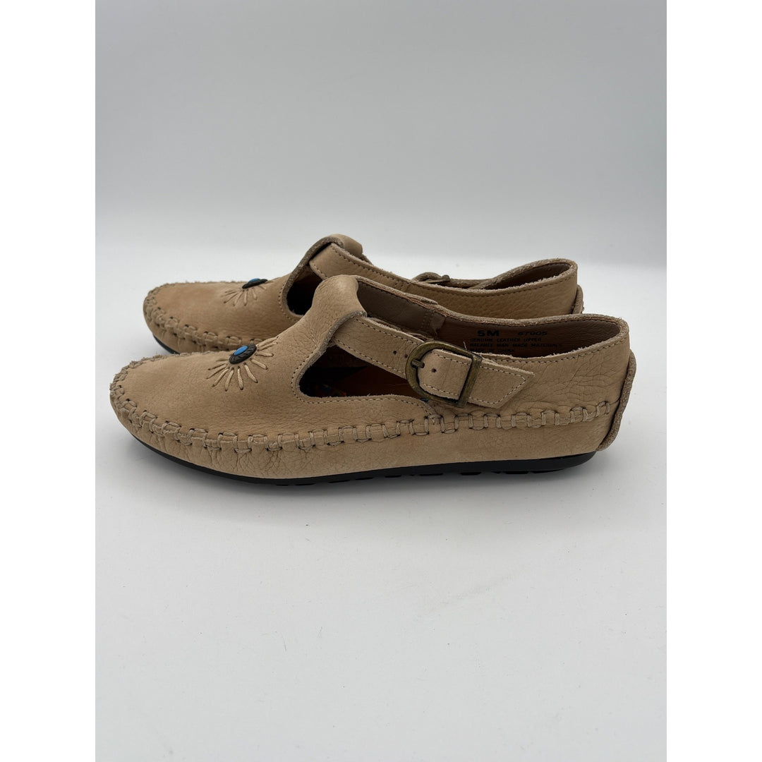Vintage Hush Puppies Womens Leather Embroidered Moccasin Flats Size 5M Beige