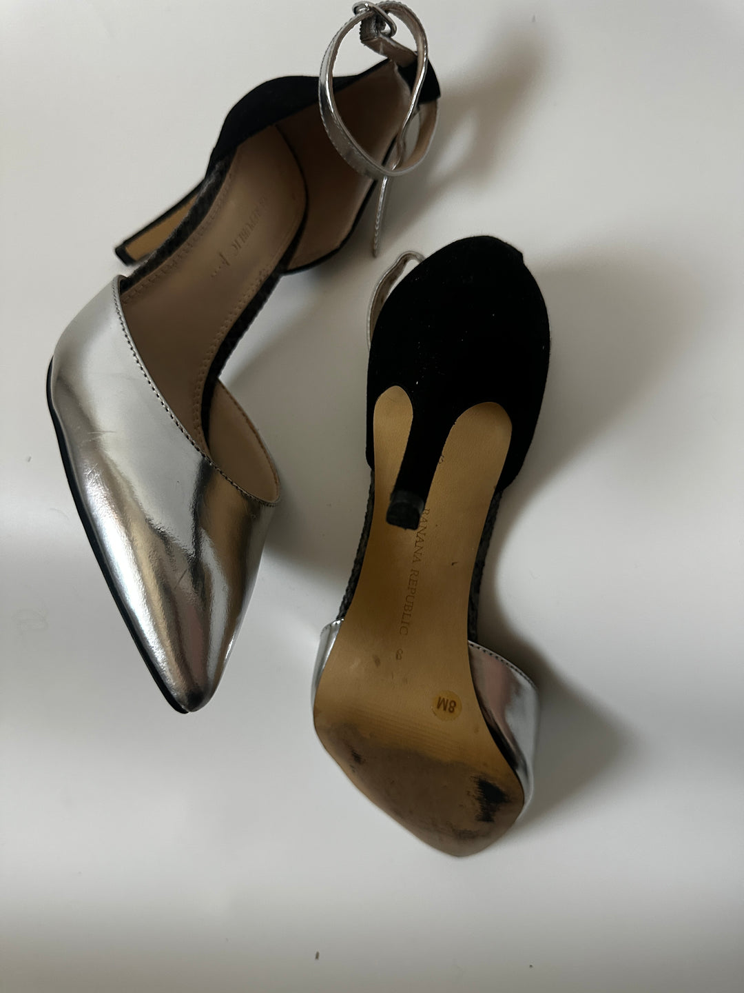 Banana Republic Giana Silver Metallic Black Pointed Toe Ankle Strap Heels D&