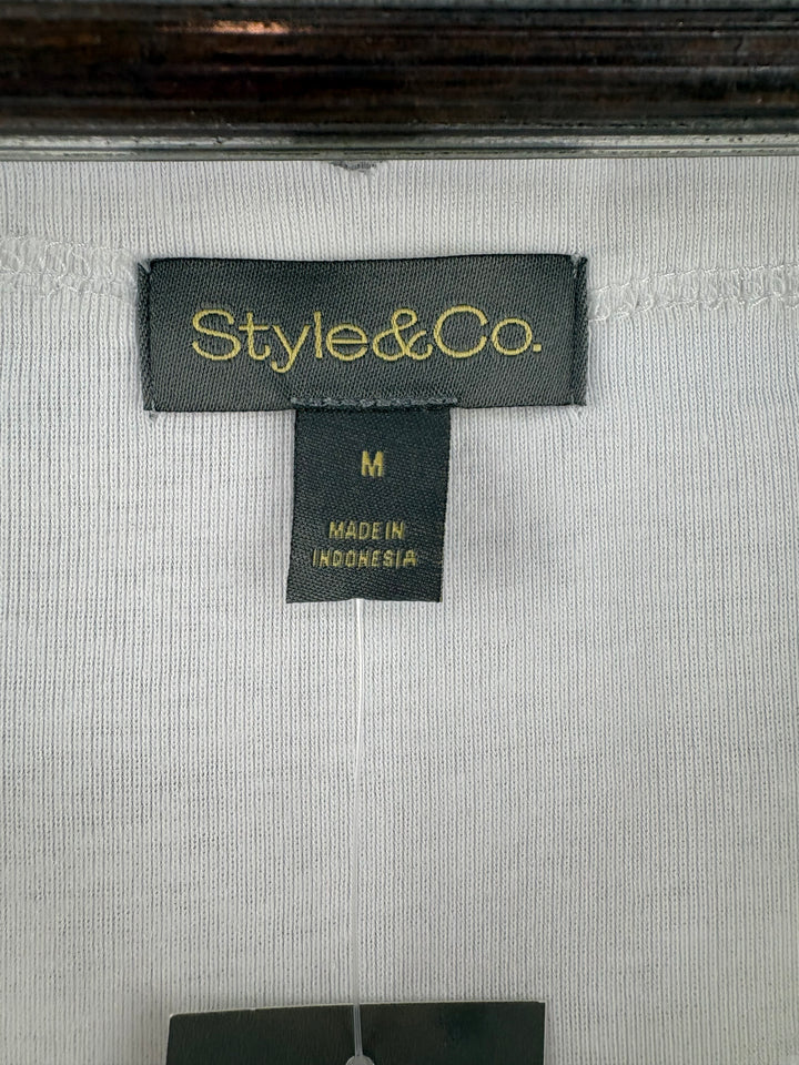 Women’s Style&Co Medium White Lacy Scalloped Tank