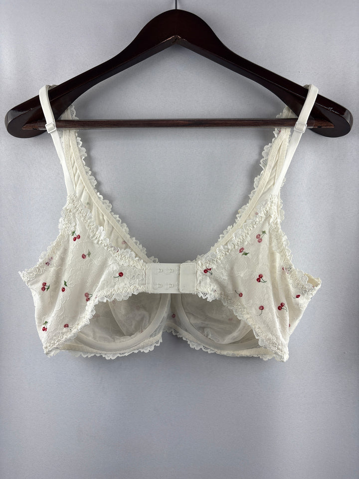 Women’s Skims Size 38DD Lace Cream Cherry Patterned Bra