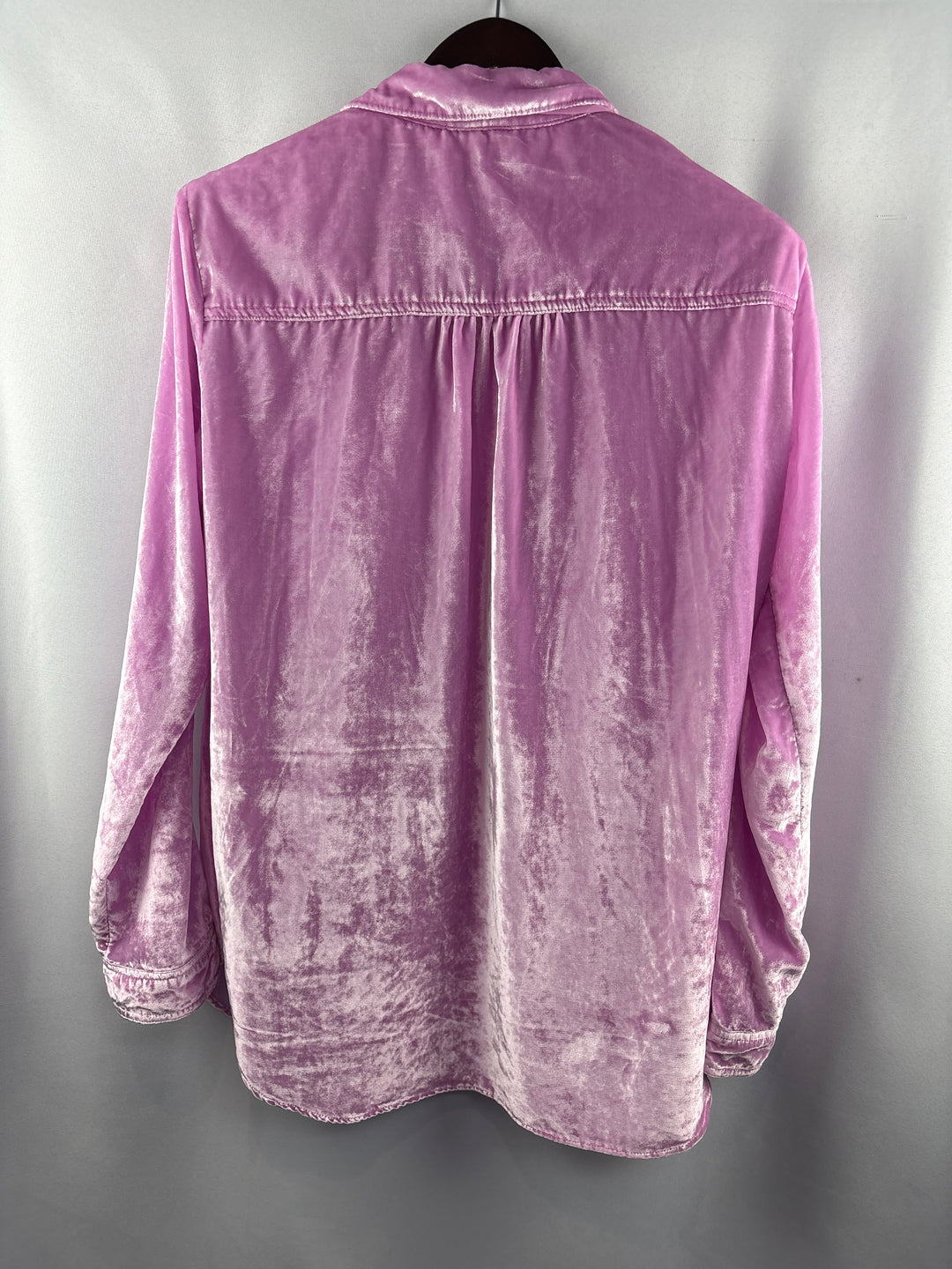 Women’s Pilcro Size 16 Cool Pink Crushed Velvet Button Up