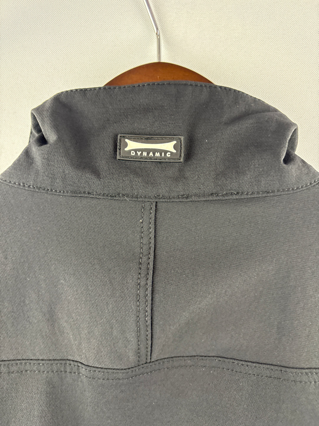 Women’s Montana Mountaineering Medium Black Half Zip Pullover