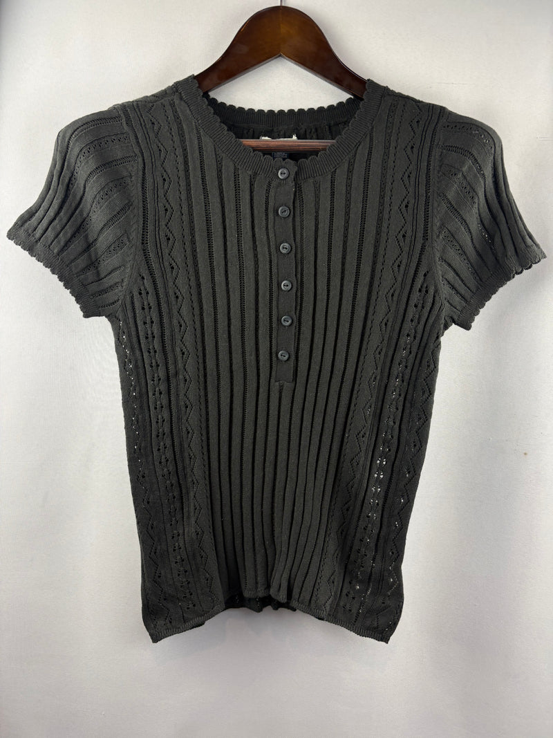 Women’s American Eagle Medium Dark Gray Knit 3/4 Button Short Sleeve