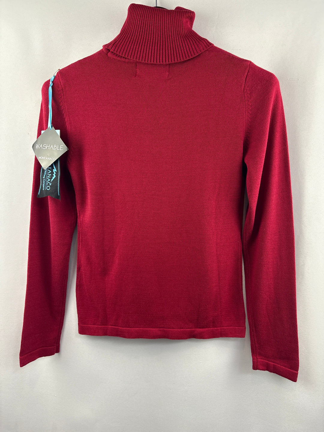 Women’s MontanaCo Small Cherry Red Turtleneck Sweater