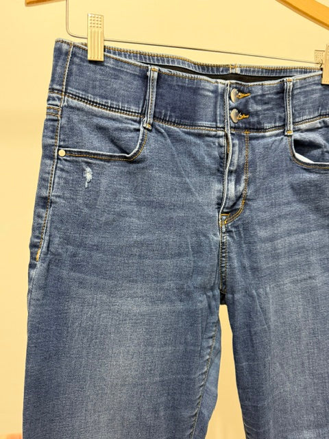 APT. 9 Straight‑Leg Jeans Sz12 (Medium Blue, 30” Inseam)