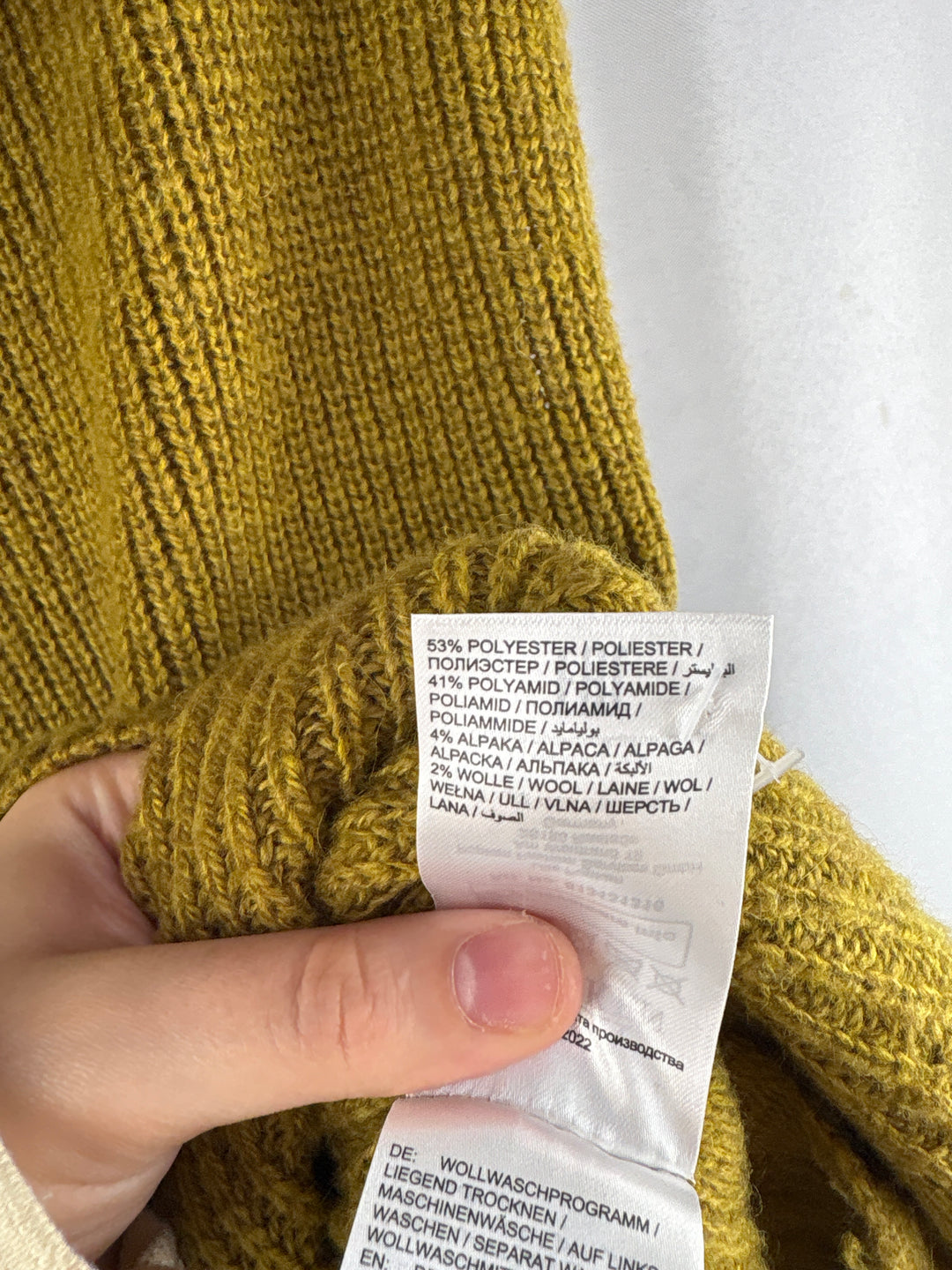 Women’s Ulla Popken Size 16/18 Dark Yellow Sleeveless Sweater