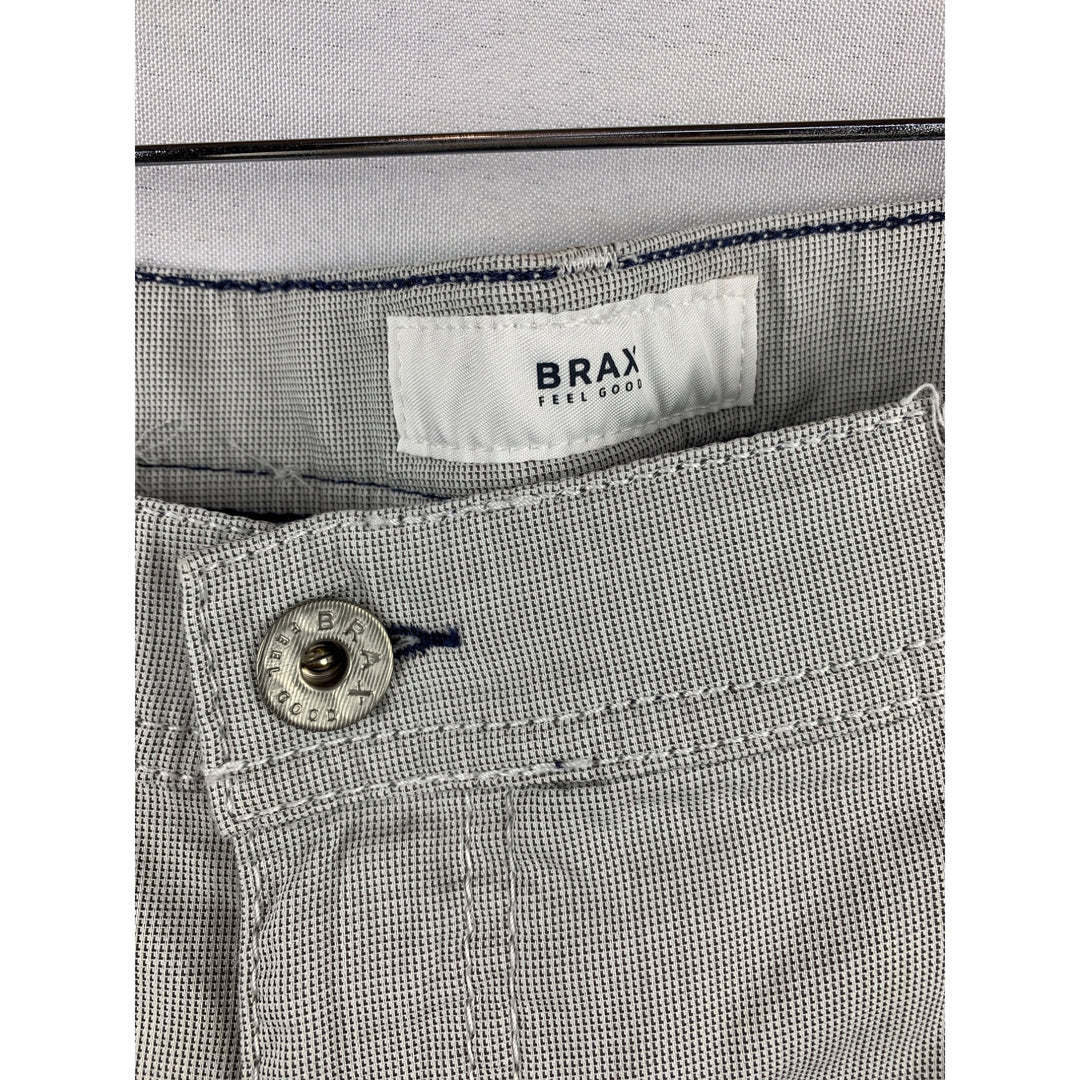 Brax Cooper Fancy Regular Fit Lightweight Textured Mens Pants In Soft Gray Fabric